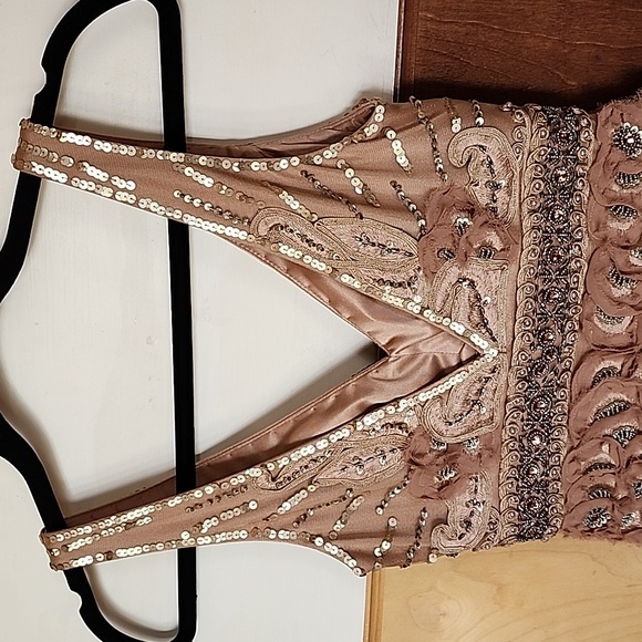 Sue Wong Sunning Sequin Beaded Mini Cocktail Dress size 2 sandalwood color - Picture 14 of 17